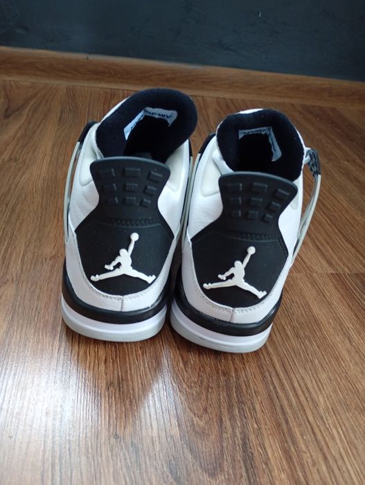 Sprzedam Buty Nike Jordan 4