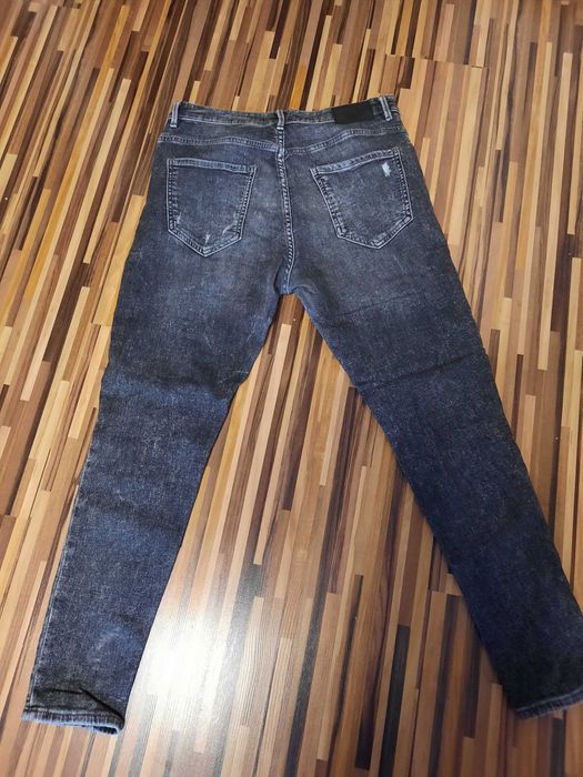 Spodnie dzinsowe pull&bear r.42