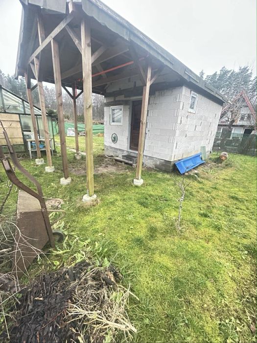 Działka ROD Krokus z murowanym domkiem