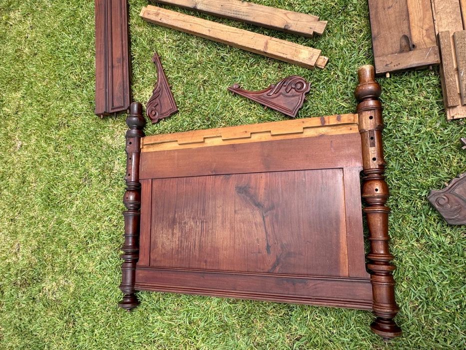 Puzzle de duas camas antigas!