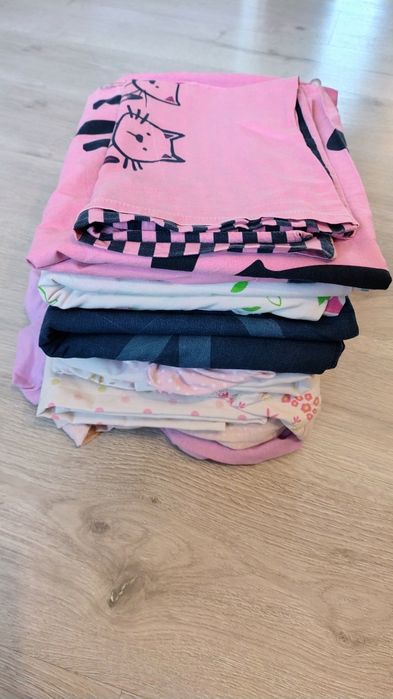 Komplet pościeli i prześcieradeł