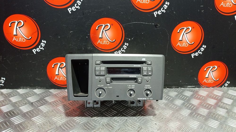 Radio Volvo V70 Ii (285)
