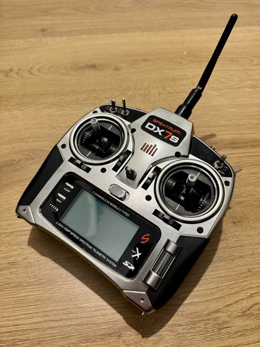 Aparatura Spektrum DX7S DSMX – bardzo dobry stan RC FPV