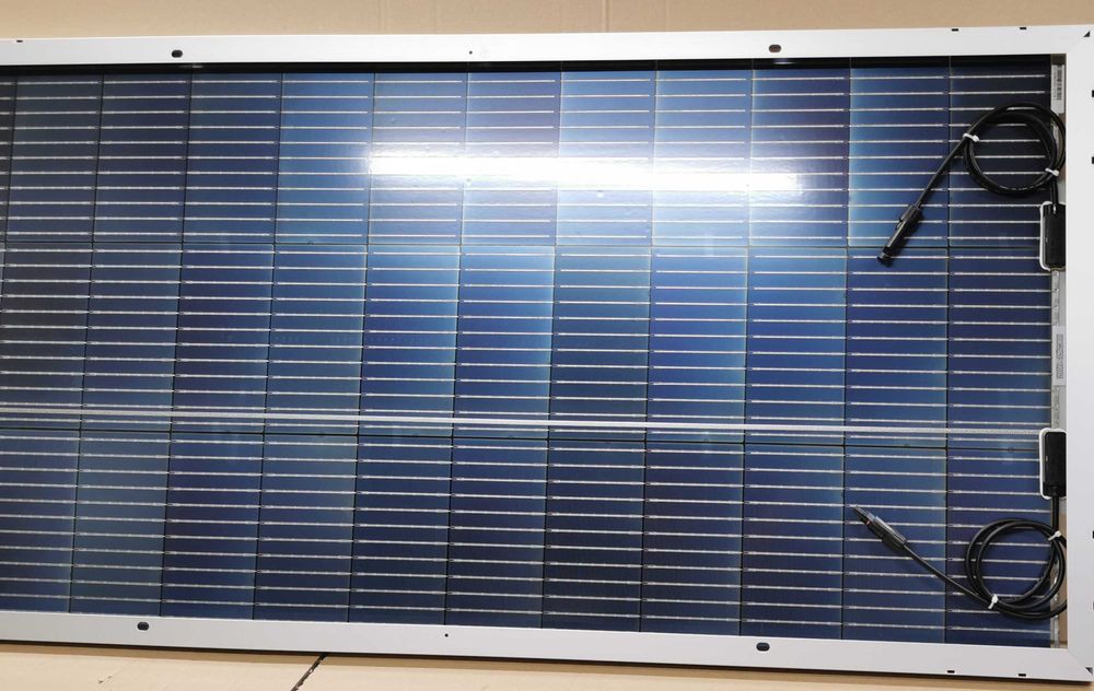 Sztywny monokrystaliczny  panel słoneczny o mocy 195W