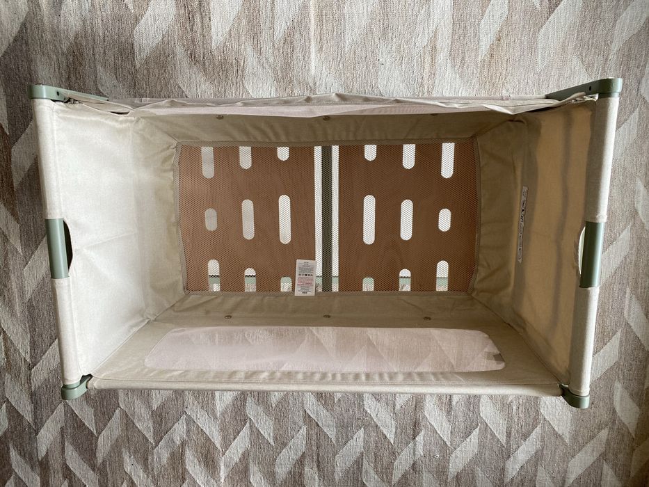 SnuzPod 5 Bedside Crib – Excellent Condition (4 months old)