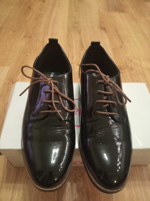 Półbuty damskie lakierki Graceland firmy Deichmann rozm. 38 NOWE