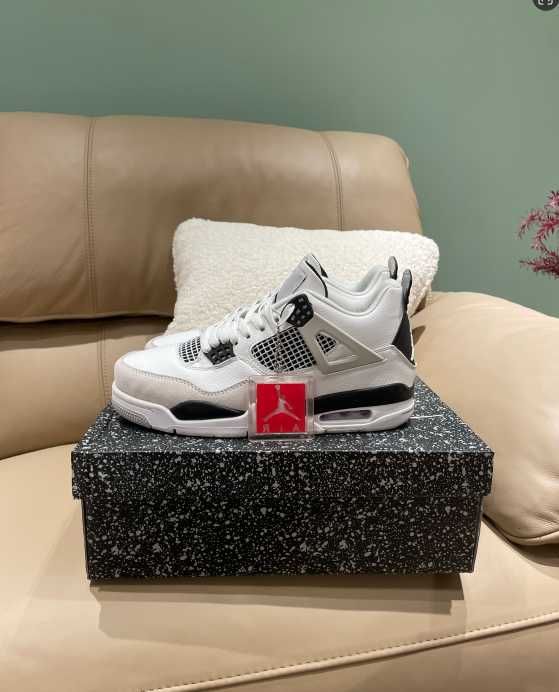 Air Jordan 4 Retro Military Black R.42