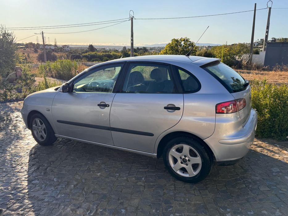 SEAT Ibiza 6L 1.2 Gasolina (2002) • IPO até 07/2027 • Económico e fiável