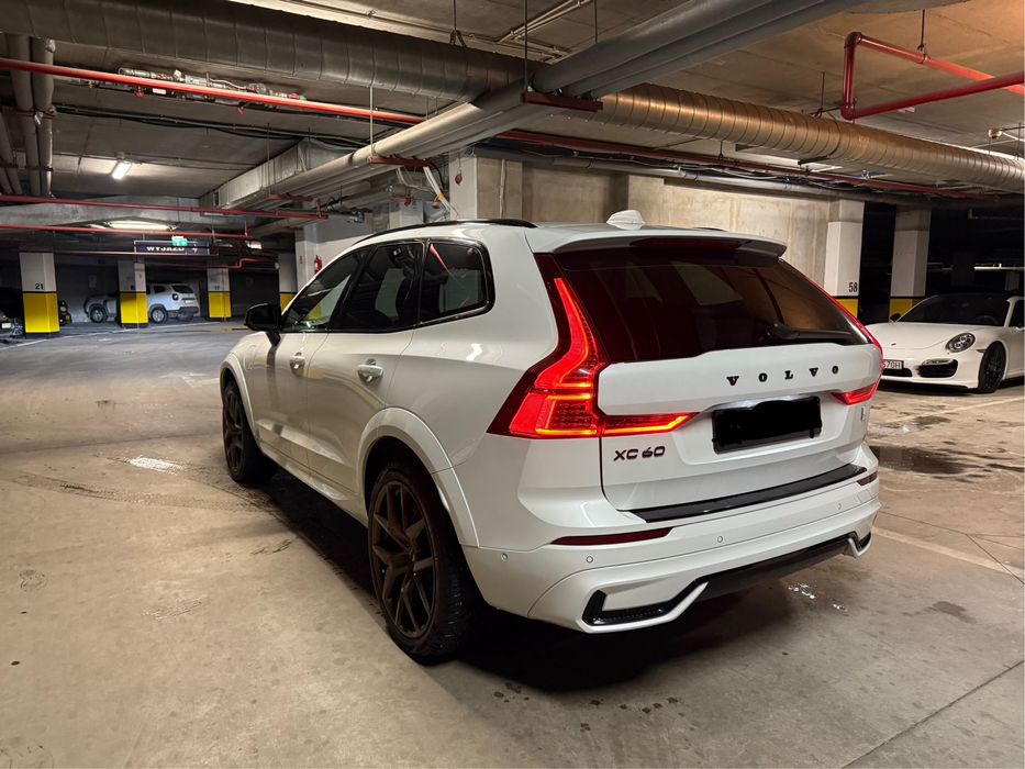 Volvo XC60 Polestar Engineered Hybryda Plug in Harman Panorama