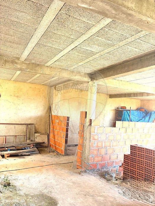 Moradia T2 para venda