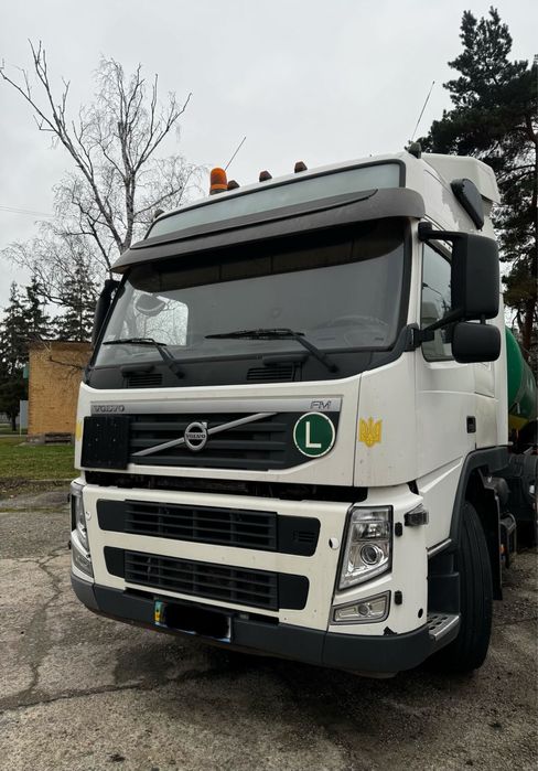 Продам тягач безновоз/ газовоз Volvo FM400 ADR