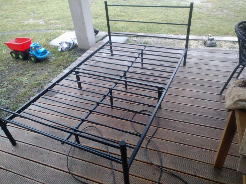 sprzedam łóżko 120/200 cm