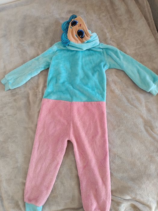 Pidżamy 122-128 dla dziewczynki