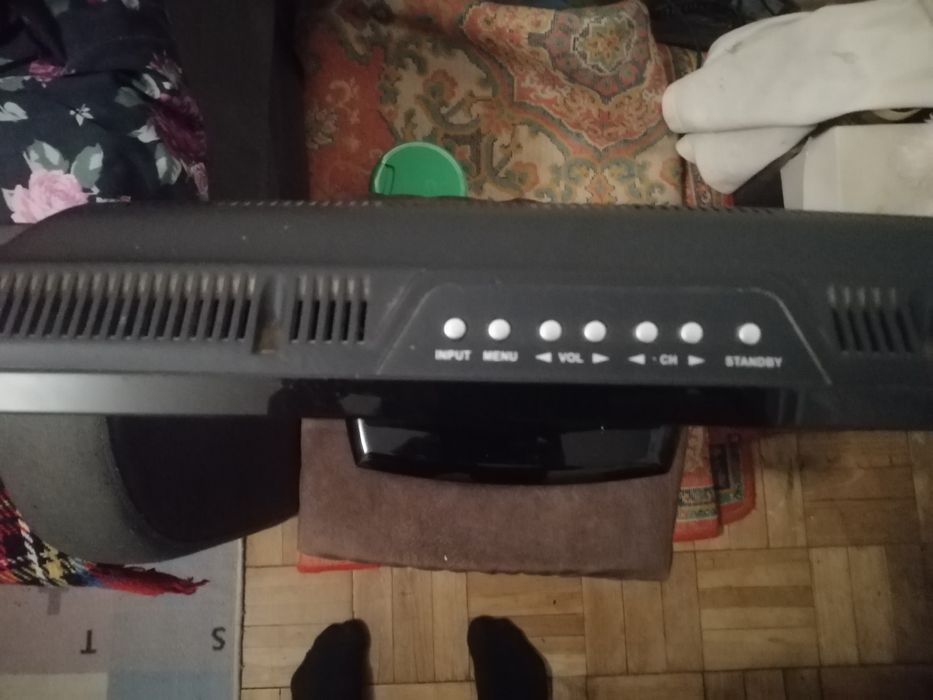 Телевізор Dex 22 дюйма