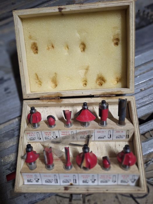 Frezy do frezarki do drewna