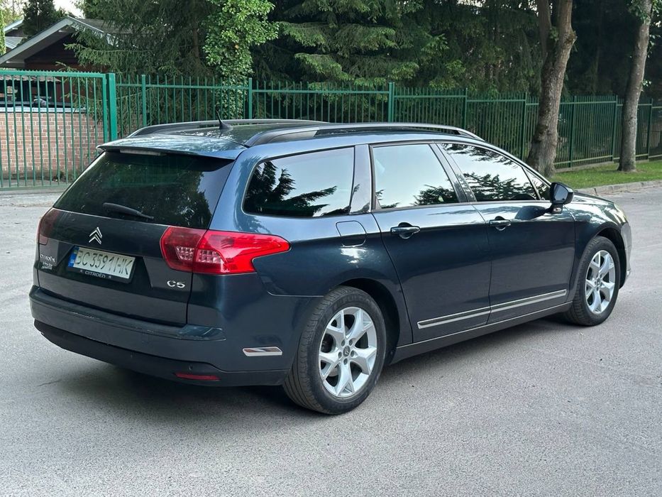 Продам машину citroen c5 2010 року в хорошому стані