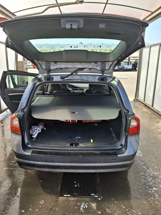 Volvo V70 1600 Hdi do ano 2010