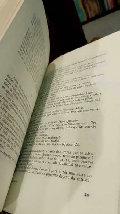 A Leste do Paraiso - John Steinbeck