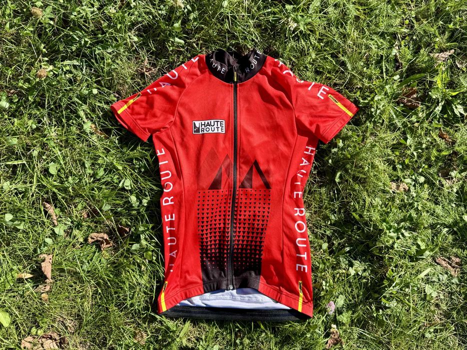 Велоформа, велофутболка, джерсі Mavic