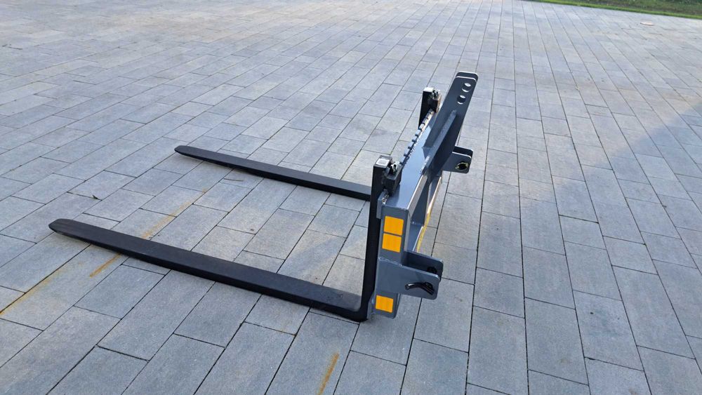 paleciak na tył ciągnika widły do palet 2 TONY TUZ ciągnika producent