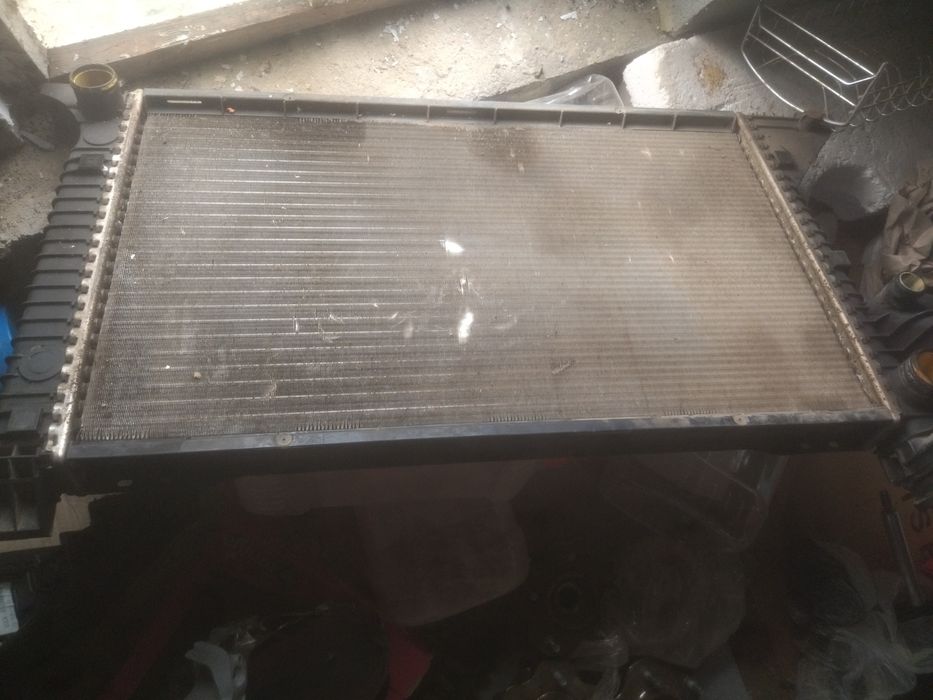 Радіатор sprinter 2004 рік