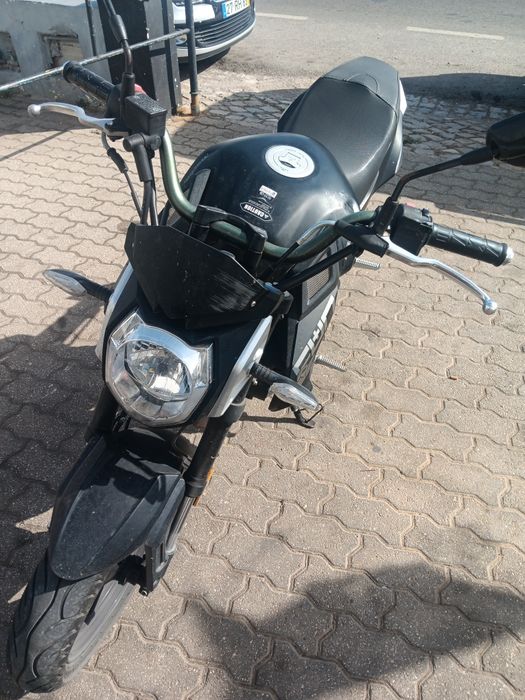 Vendo mota 125cc