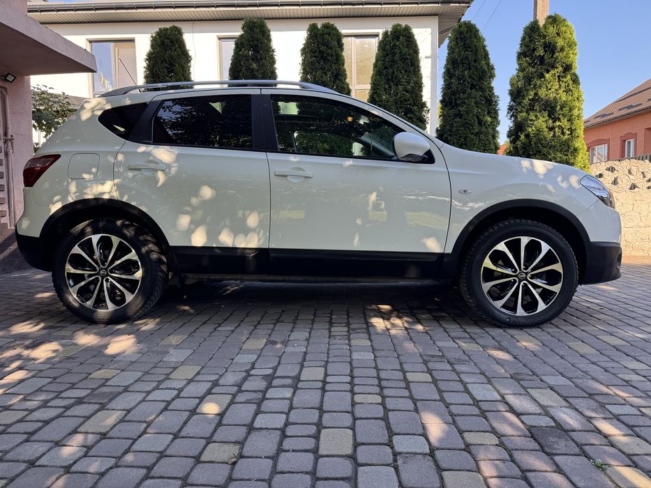 Nissan Qashqai 2011 VIN SJNFCAJ10U2371679 фото оголошення 5 з 21