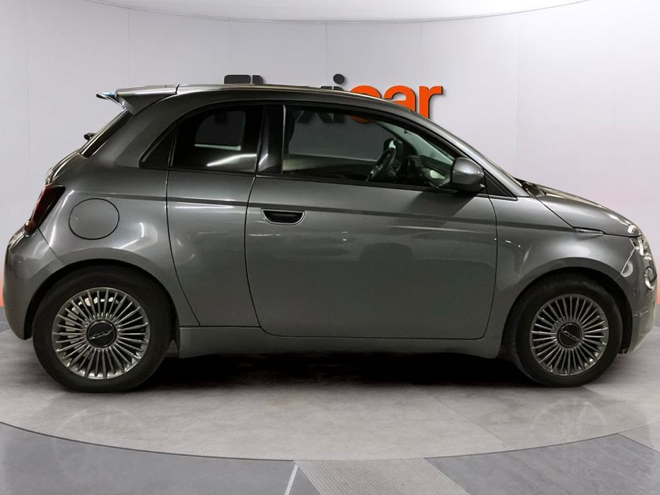 Fiat 500e485827873646192645
