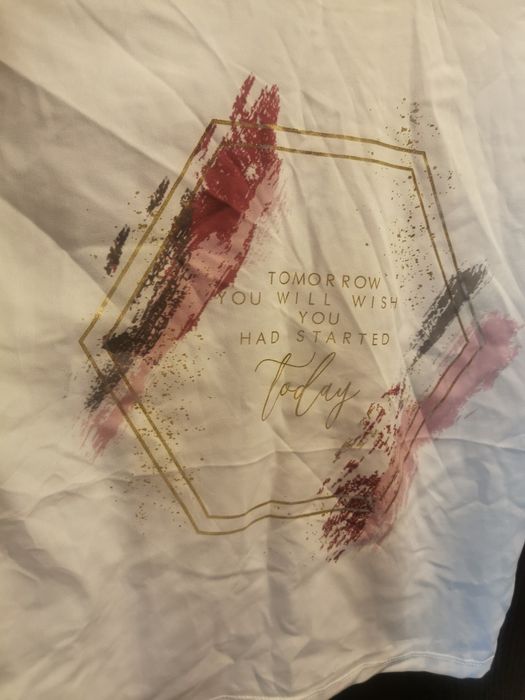Piękna koszulka elagancka r. S T-shirt