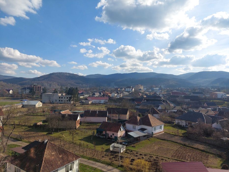 Продається! 1-к квартира в м. Свалява з видом на гори в ЖК "Набережний квартал"!