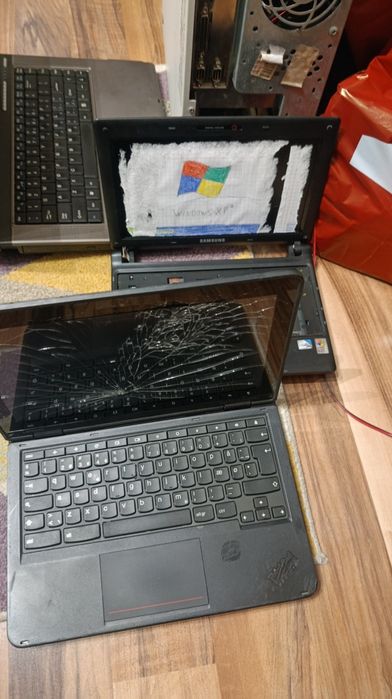 13 laptopów i części