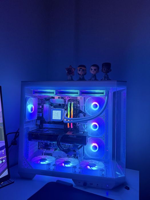 PC GAMER RTX 5070 ryzen7 9800x3d
