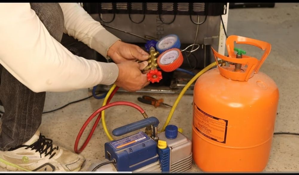 Ремонт холодильників та морозильних камер (приватний майстер)