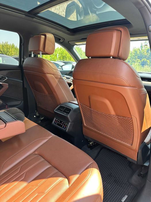 Продам Audi e-tron Prestige 2019 рік можлива розстрочка,кредит,обмін!