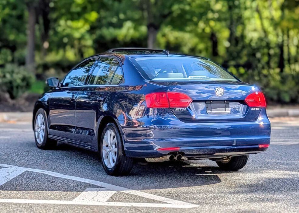 Volkswagen Jetta SE PZEV      2013