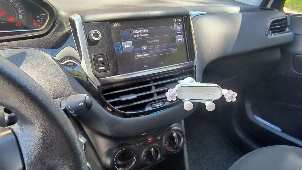 Automóvel Peugeot 208