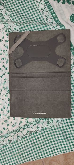 Capa tablet 7" preta