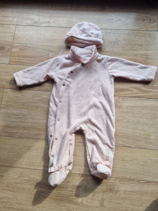 Ubranka dla dziewczynki r. 68