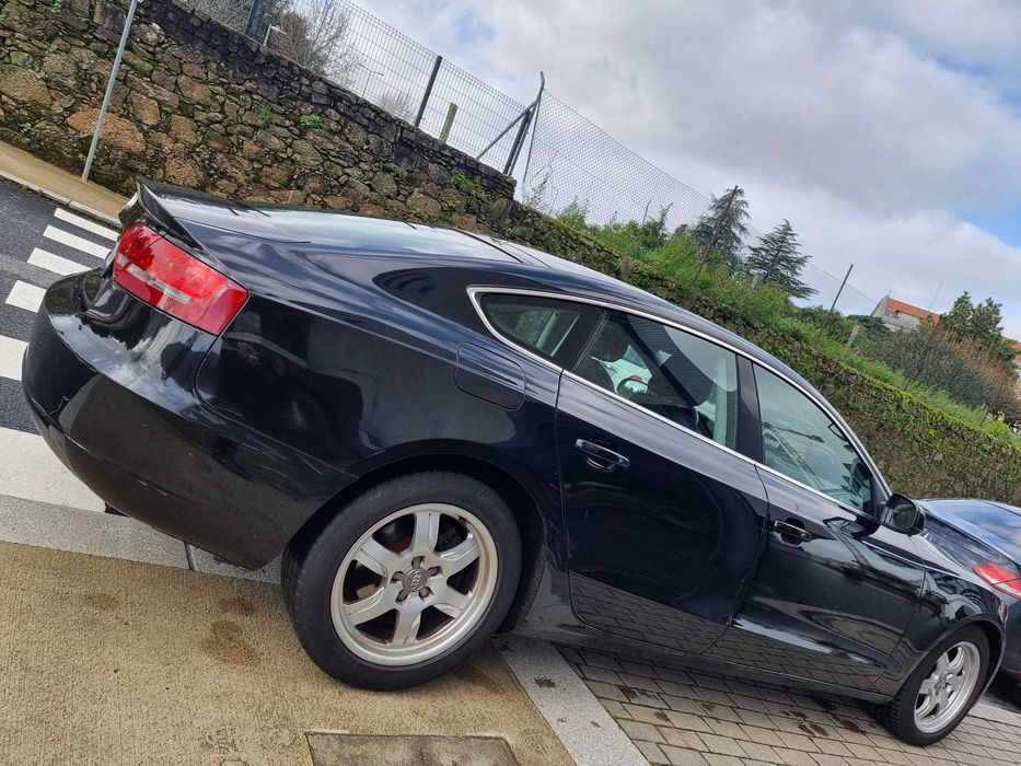 Audi A5 2011 - Bom Estado - 170 CV