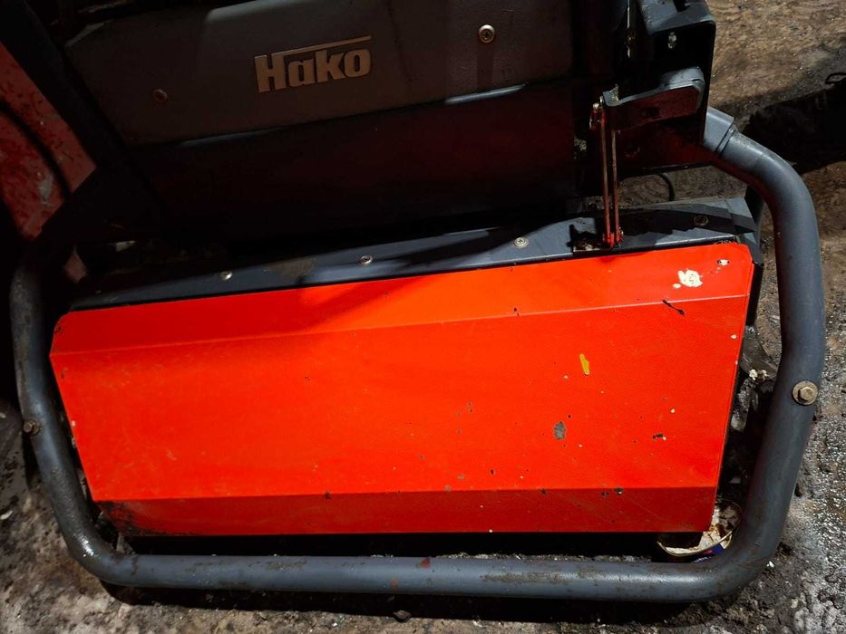 Zamiatarka HAKO Scrubmaster B140R.