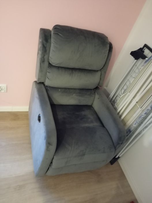 Fotel elektryczny rozkładany