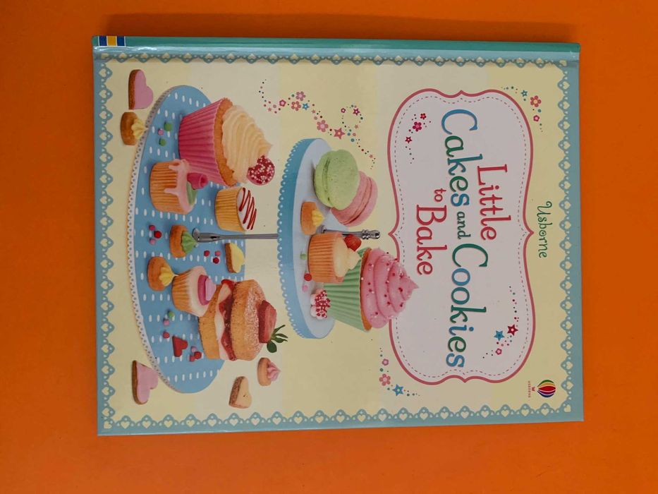 Little Cakes and Cookies to Bake - Abigail Wheatley