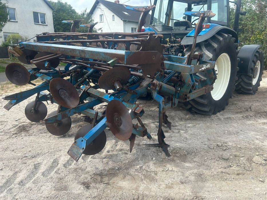 Agregat uprawowy scierniskowy gruber horsch lemken kverneland 4m