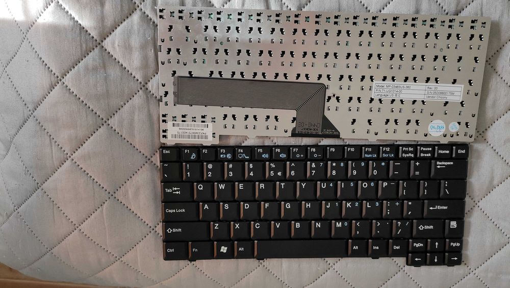 Klawiatury do notebooków / laptopów - 20szt różne