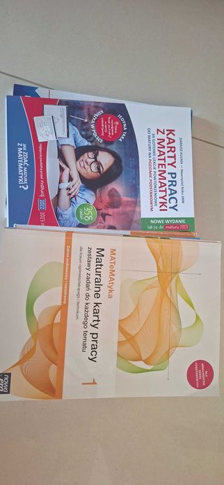 Zestaw ksiażek do liceum używanych