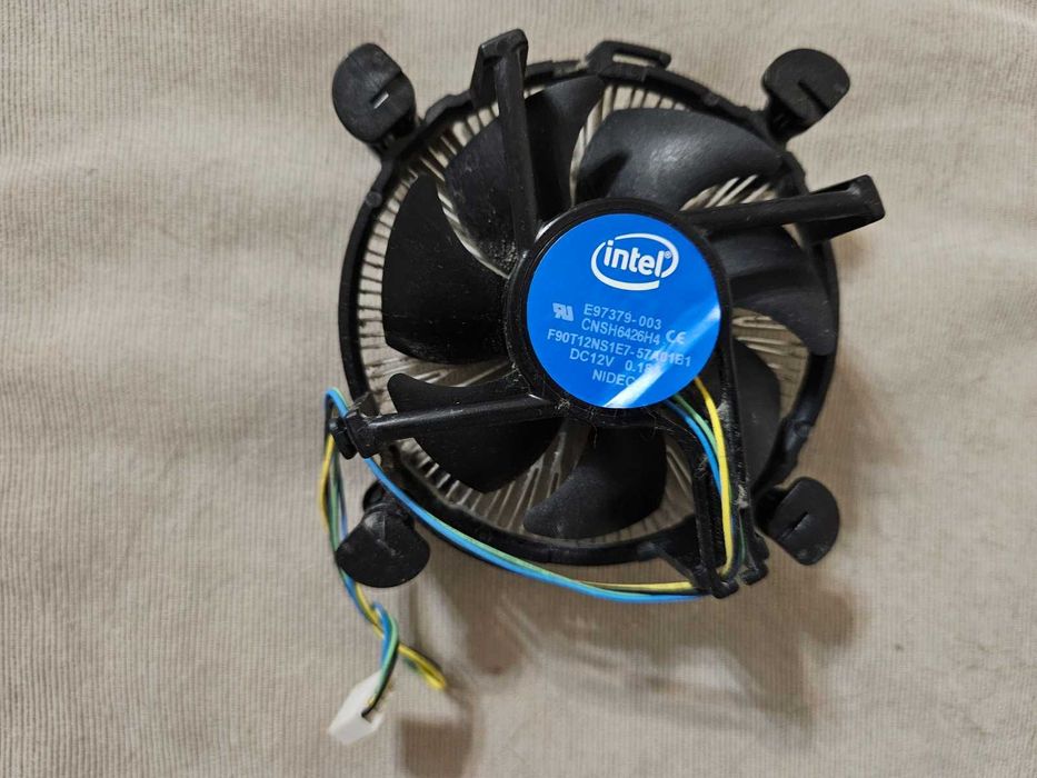 Кулер Intel E97379-003 для процесора Intel LGA 1150, 1151, 1155, 1156