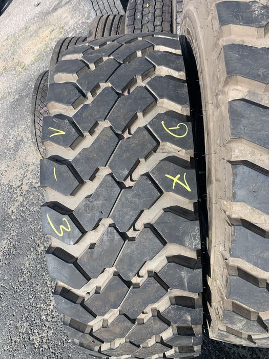 395/85 R20 Continental HSC1