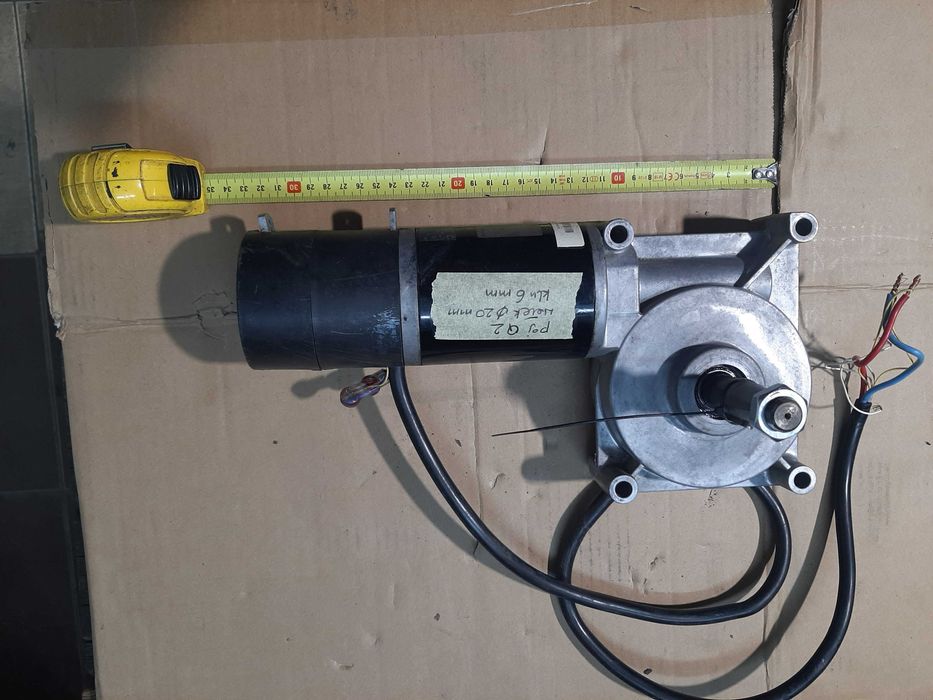 Silnik elektryczny 24V z przekładnią kątową, motoreduktor,wózek inwal