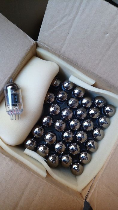 lampa trioda PCC84