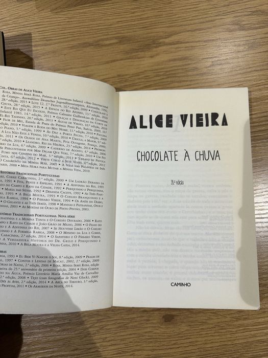 Livro “Chocolate à Chuva” de Alice Vieira